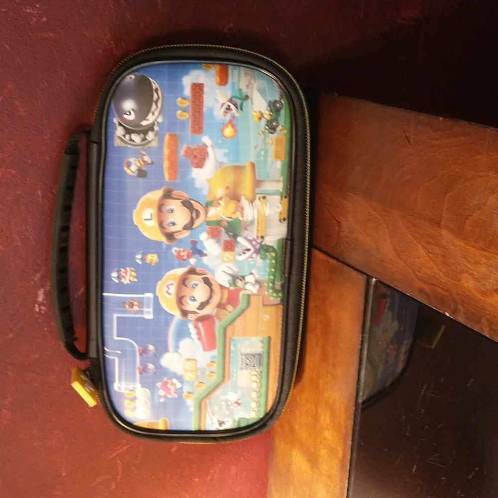 2019 Super Mario Maker 2 Nintendo Switch Zip Closure Carrying Case